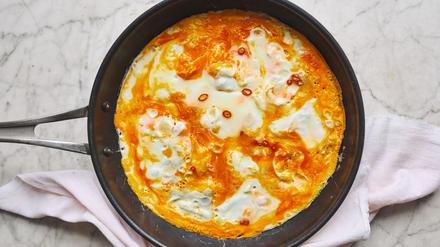 Marmoriertes Eieromlette von Meera Sodha aus dem Buch Happy (DK-Verlag). 