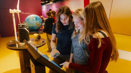 Die MS Wissenschaft legt vom 19. bis 21. Mai in Potsdam an.