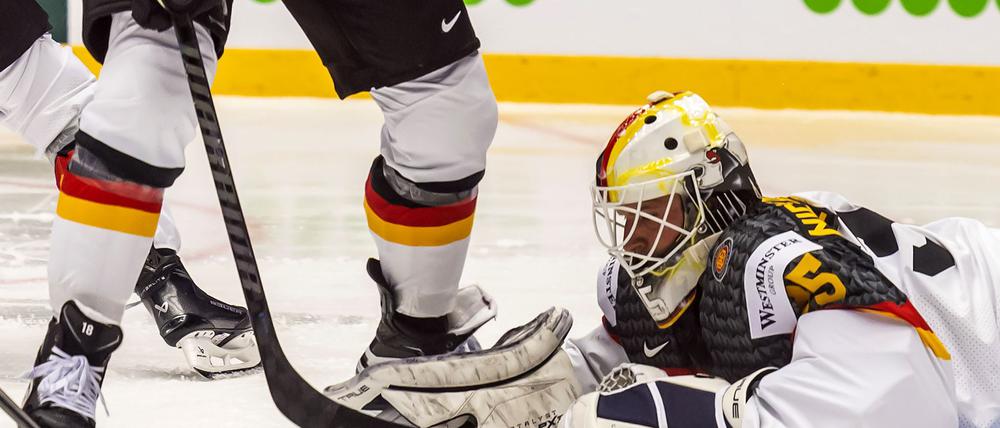 Die deutsche Eishockey-Nationalmannschaft will nach der Pleite gegen die Schweiz eine schnelle Reaktion zeigen.