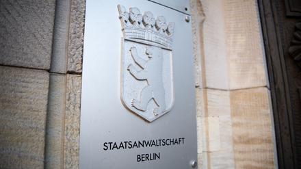Die Berliner Staatsanwaltschaft hat nach dem Tod einer 27-jährigen Frau in Marzahn den Ex-Partner angeklagt. (Symbolbild) 