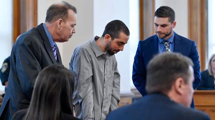 Attentäter Hadi Matar wurde im Februar des versuchten Mordes schuldig gesprochen. (Archivbild)
