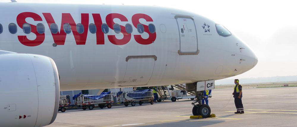 Personalengpass zwingt Swiss zu Flugstreichungen. (Archivbild)