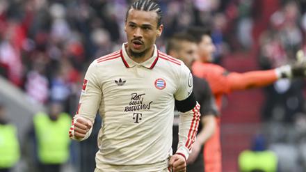 Fußball-Nationalspieler Leroy Sané steht offenbar vor seinem Abschied beim FC Bayern München. 
