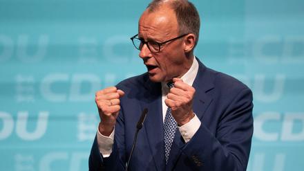 Friedrich Merz spricht auf dem Landesparteitag der Südwest-CDU in Stuttgart.