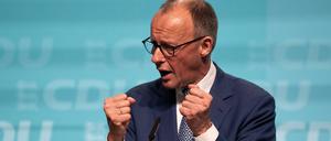 Friedrich Merz spricht auf dem Landesparteitag der Südwest-CDU in Stuttgart.