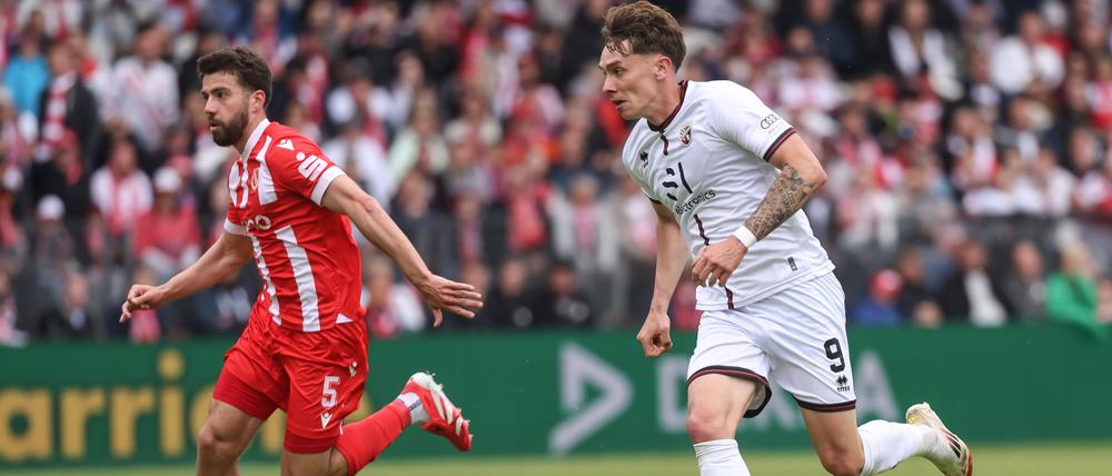 Energie Cottbus gegen den FC Ingolstadt.