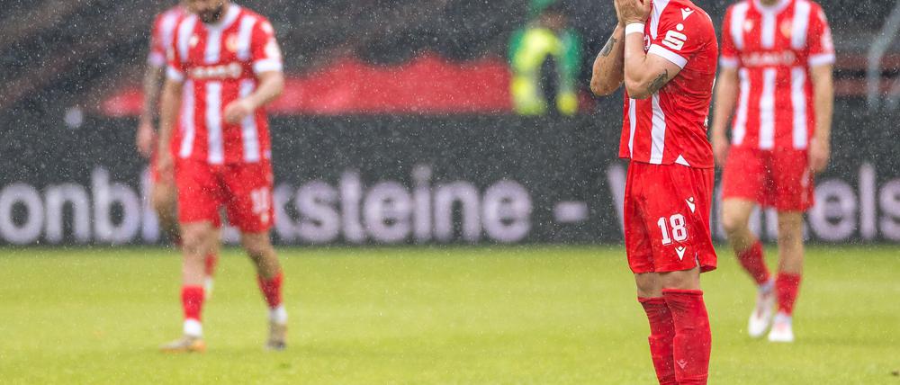 Cottbus verpasst die Aufstiegsspiele.