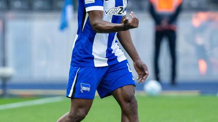  Evan Deyovaisio Zeefuik bleibt bis 2027 bei Hertha BSC.