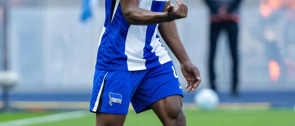  Evan Deyovaisio Zeefuik bleibt bis 2027 bei Hertha BSC.