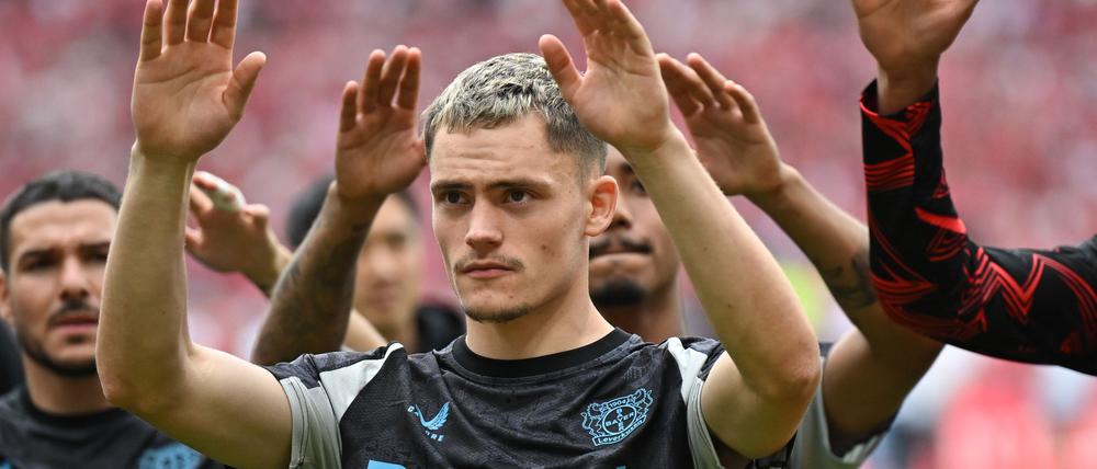 Bayer Leverkusen hat im Wechsel-Poker um Florian Wirtz laut Sportchef Simon Rolfes keinen Druck.