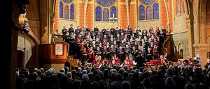 Die Potsdamer Kantorei und das Neue Kammerorchester in der Erlöserkirche.