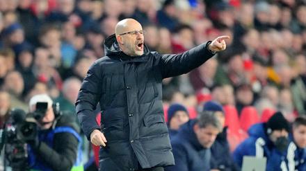 Dramatische Aufholjagd gekrönt: Trainer Peter Bosz holt mit der PSV Eindhoven die Meisterschaft.