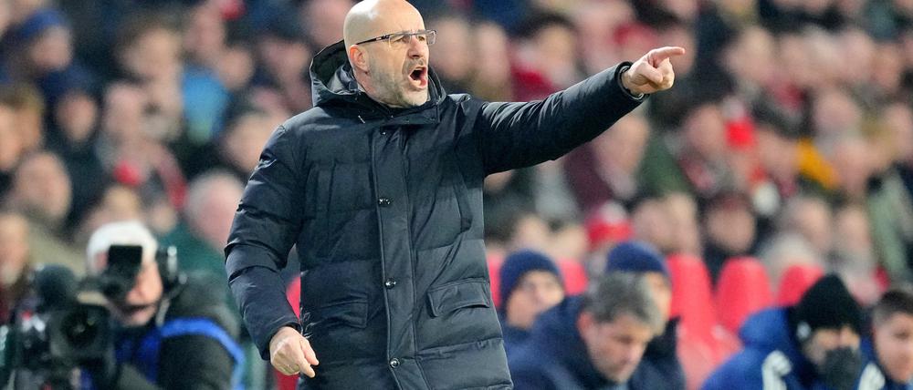 Dramatische Aufholjagd gekrönt: Trainer Peter Bosz holt mit der PSV Eindhoven die Meisterschaft.