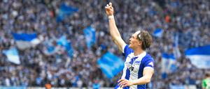 Weiter geht’s. Fabian Reese hat seinen Vertrag bei Hertha BSC bis 2030 verlängert.