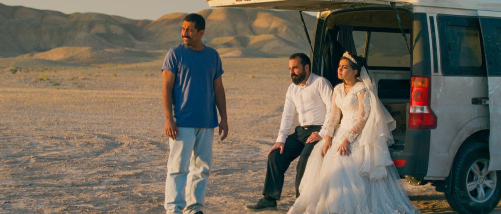 Eine ungewöhnliche Reisegruppe versammelt sich in Jafar Panahis „Ein einfacher Unfall“ in einem klapprigen Bus. Die Männer und Frauen müssen das Urteil über Leben oder Tod eines Handlangers des Regimes fällen.