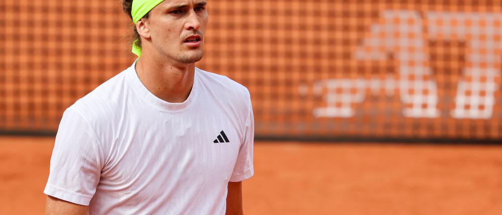 Alexander Zverev steht in Hamburg im Achtelfinale.