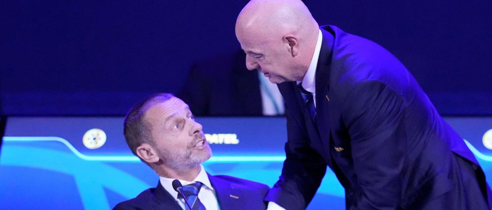 Ceferin und Infantino.