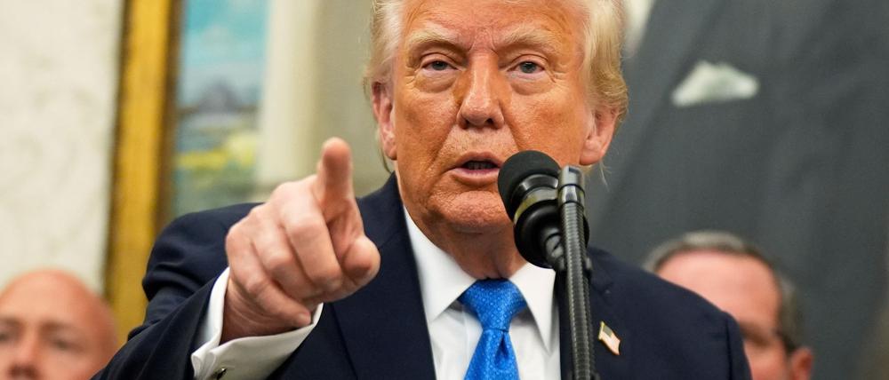 US-Präsident Donald Trump streut Zweifel daran, dass die Krebserkrankung seines Amtsvorgängers Joe Biden erst jetzt bekannt wurde.