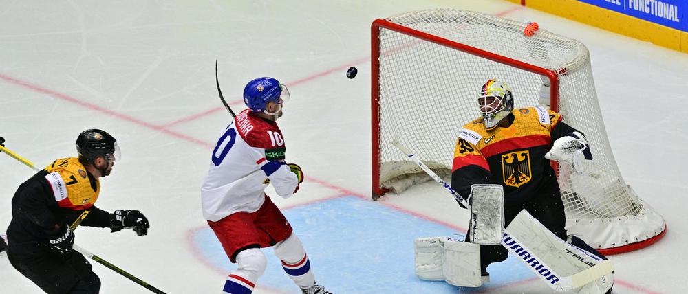 Deutschland benötigt im abschließenden Gruppenspiel gegen Dänemark einen Sieg zum Viertelfinal-Einzug.