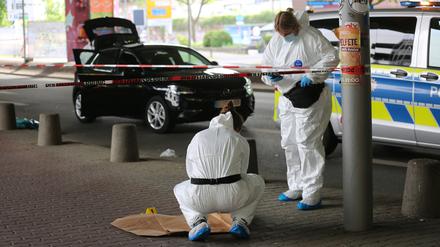 Der Tatverdächtige hatte vor einer Bar mehrere Menschen angegriffen und verletzt. 