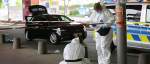 Der Tatverdächtige hatte vor einer Bar mehrere Menschen angegriffen und verletzt. 