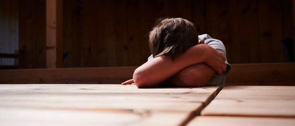 Die Hälfte aller Kinder, Jugendlichen und jungen Erwachsenen weltweit lebt unter Bedingungen, die vermeidbare Gesundheitsprobleme verursachen.