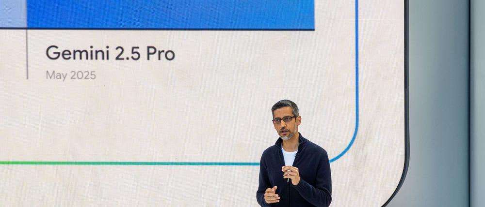 Google-Chef Sundar Pichai spricht über Gemini, Googles Antwort auf ChatGPT und Co.