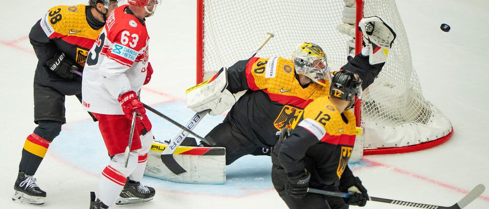 Torhüter Philipp Grubauer überzeugt gegen Dänemark.
