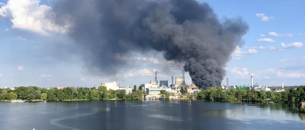 Großbrand Berlin Spandau Haselhorst 