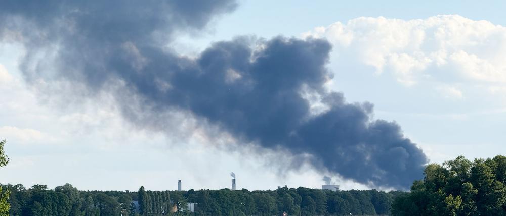Die Feuerwehr war mit zahlreichen Einsatzkräfte vor Ort.
