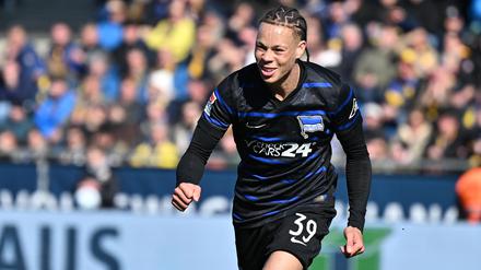 Derry Scherhant spielt zukünftig für den SC Freiburg. 