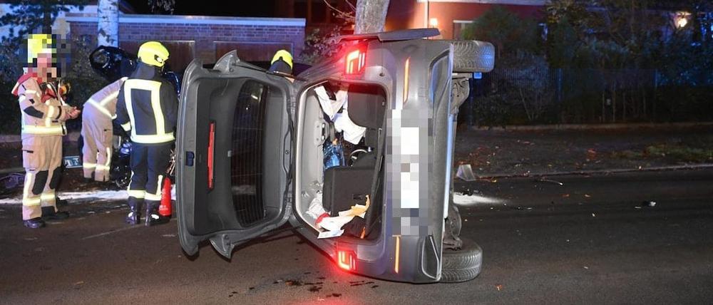 Unfallschwerpunkt Tautenburger Straße in Berlin-Lankwitz: Immer wieder kommt es auf der nur sechs Meter breiten Durchgangsstraße zu schweren Unfällen.