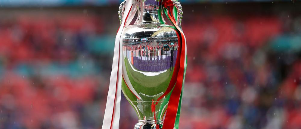 Objekt der Begierde: Der Henri-Delaunay-Pokal.
