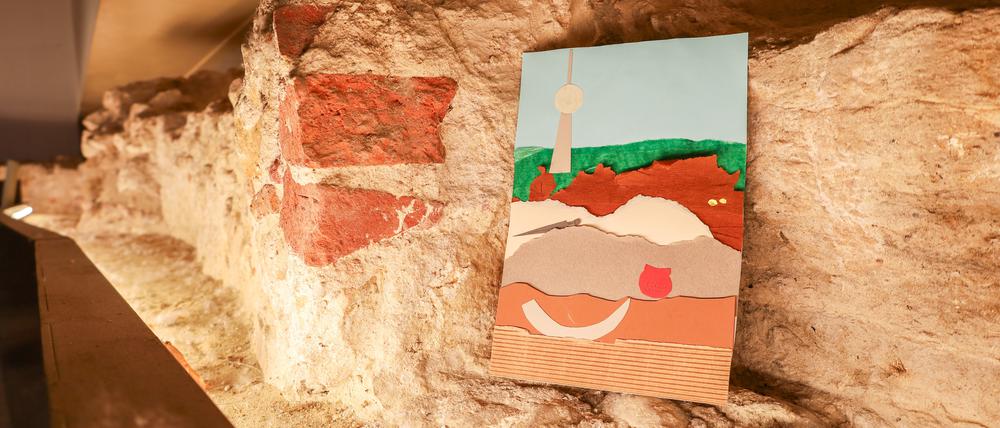 Ein von Kindern selbstgebasteltes Schichtenmodell des Berliner Bodens, aufgenommen im Berliner Petri.