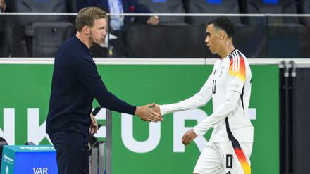 Auf Jamal Musiala (r.) muss Bundestrainer Julian Nagelsmann beim Final Four verzichten.