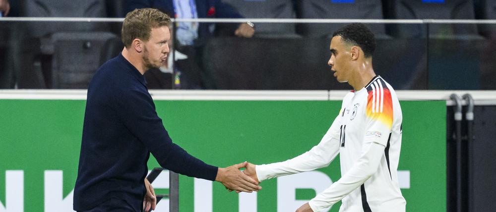 Auf Jamal Musiala (r.) muss Bundestrainer Julian Nagelsmann beim Final Four verzichten.