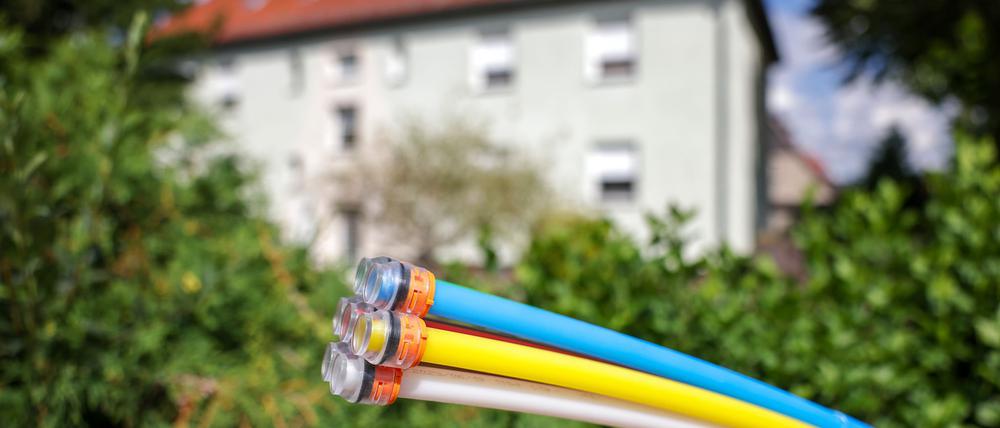 Der ostdeutsche Glasfasernetzbetreiber Envia Tel stockt dieses Jahr seine Investitionen deutlich auf. (Symbolbild)