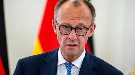 „Mehr als besorgt“ sei die Bundesregierung angesichts der Ausweitung des israelischen Militäreinsatzes und vielen hungernden Menschen im Gazastreifen.