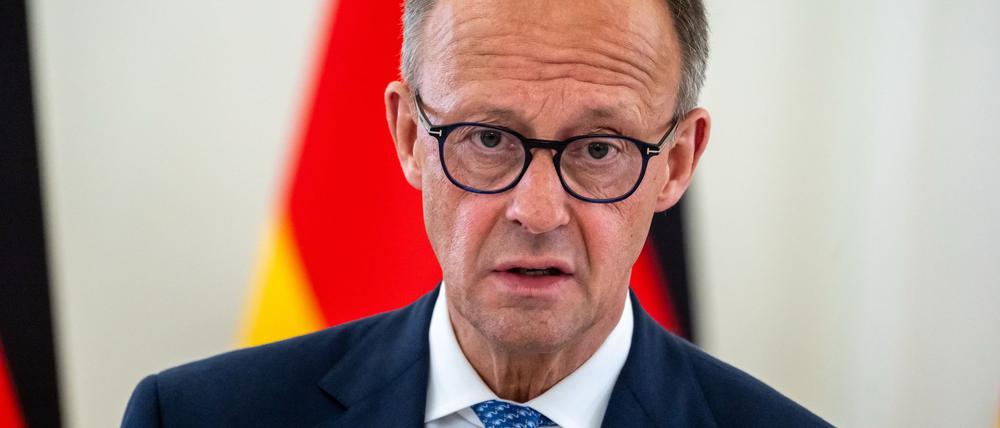 „Mehr als besorgt“ sei die Bundesregierung angesichts der Ausweitung des israelischen Militäreinsatzes und vielen hungernden Menschen im Gazastreifen.