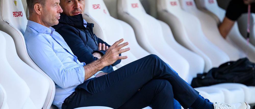 Jess Thorup (l) und Marinko Jurendic müssen die Saison erklären.