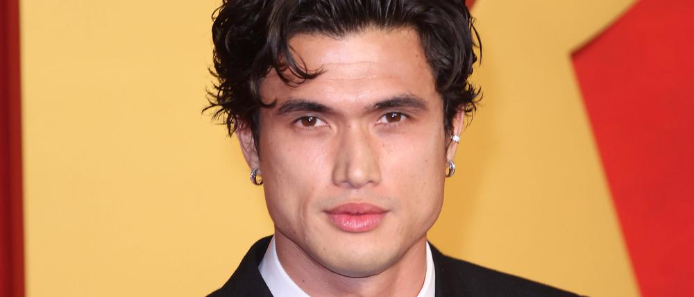 Der US-Schauspieler Charles Melton.