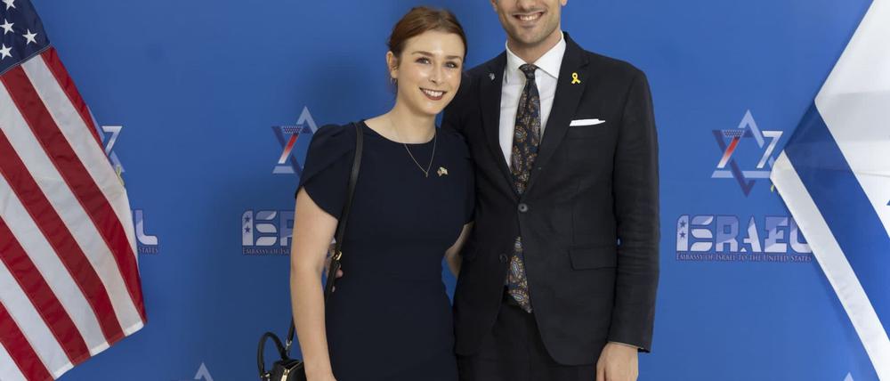 Sie standen kurz vor der Verlobung. Der mutmaßliche Täter, der sie erschossen hat, handelte offenbar aus Solidarität mit dem Schicksal der Palästinenser im Nahen Osten. Ihm könnte die Todesstrafe drohen.