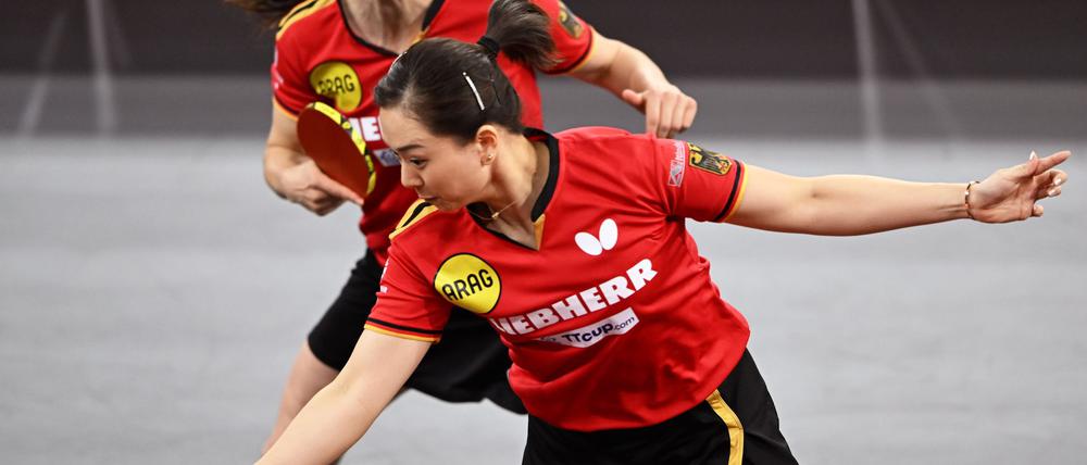 WM-Medaille verpasst: Das deutsche Tischtennis-Doppel Yuan Wan (vorn) und Sabine Winter. 