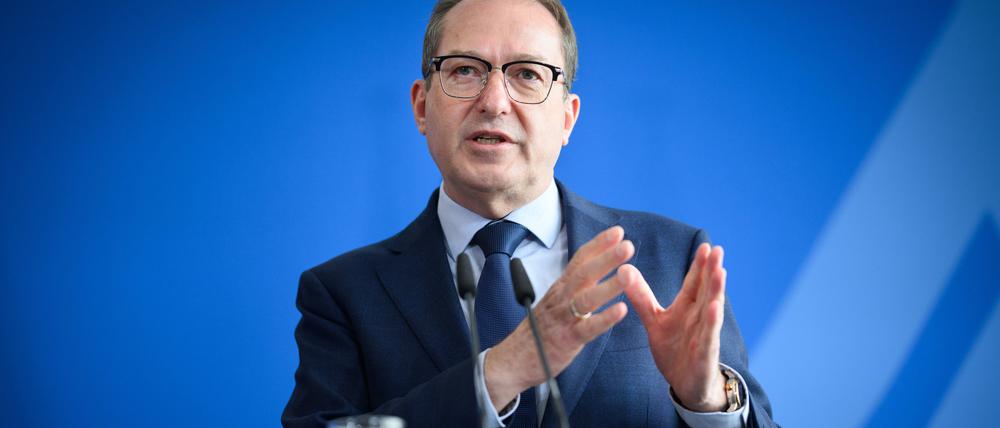 Alexander Dobrindt (CSU), Bundesinnenminister.