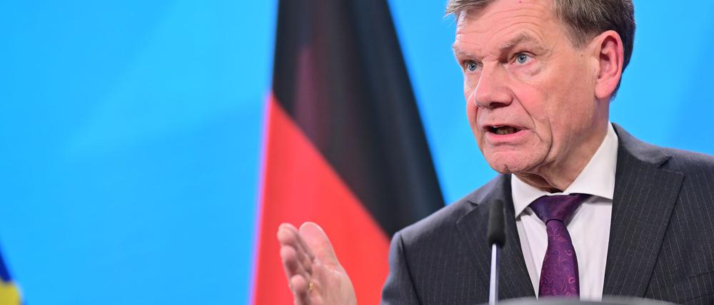 Bundesaußenminister Johann Wadephul (CDU) warnt Konsequenzen eines Zollstreits mit den USA. 