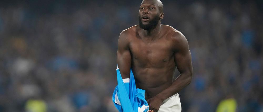 Romelo Lukaku bejubelt seinen Treffer.