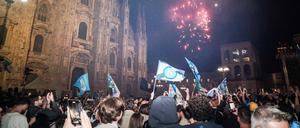 Ausgelassene Partystimmung in Neapel. Doch es gab auch weniger schöne Szenen.