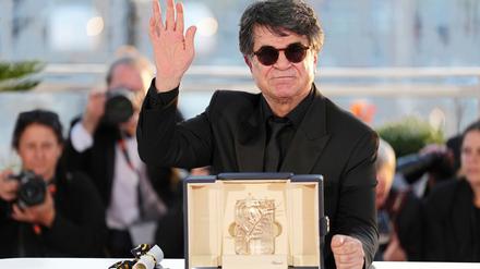 Jafar Panahi mit der Goldenen Palme. 