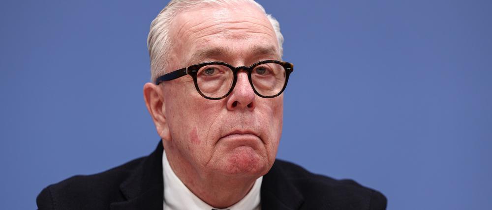 15.01.2025, Berlin: Klaus Reinhardt, Präsident der Bundesärztekammer, nimmt an einer Pressekonferenz zur Einführung der elektronischen Patientenakte (ePA) teil.