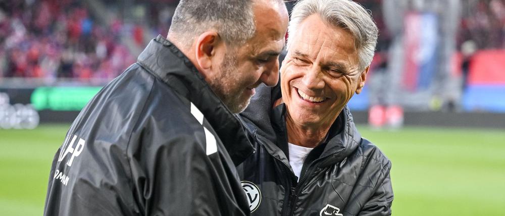 Vorbildliche Trainer-Routiniers: Frank Schmidt (l.) und Horst Steffen